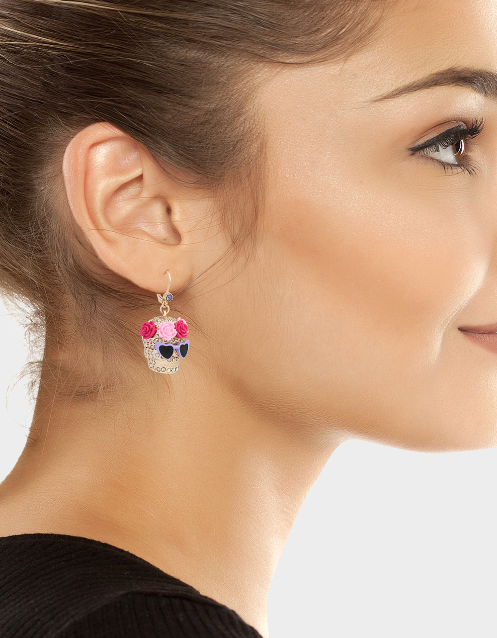 FLOWER CROWN SKULL EARRINGS PINK - Image 3