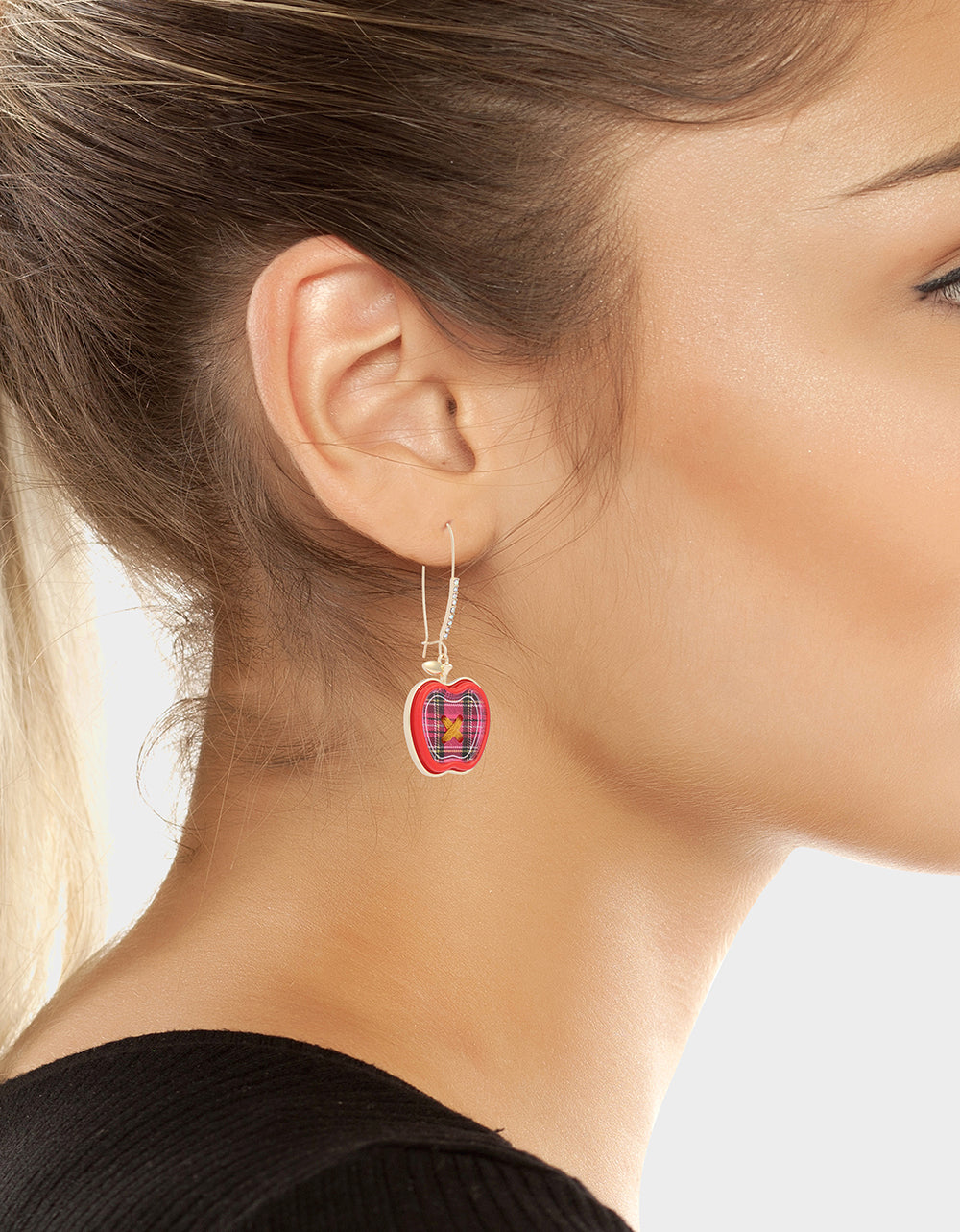 PLAID APPLE SHEPHERD HOOK EARRING RED - Image 3