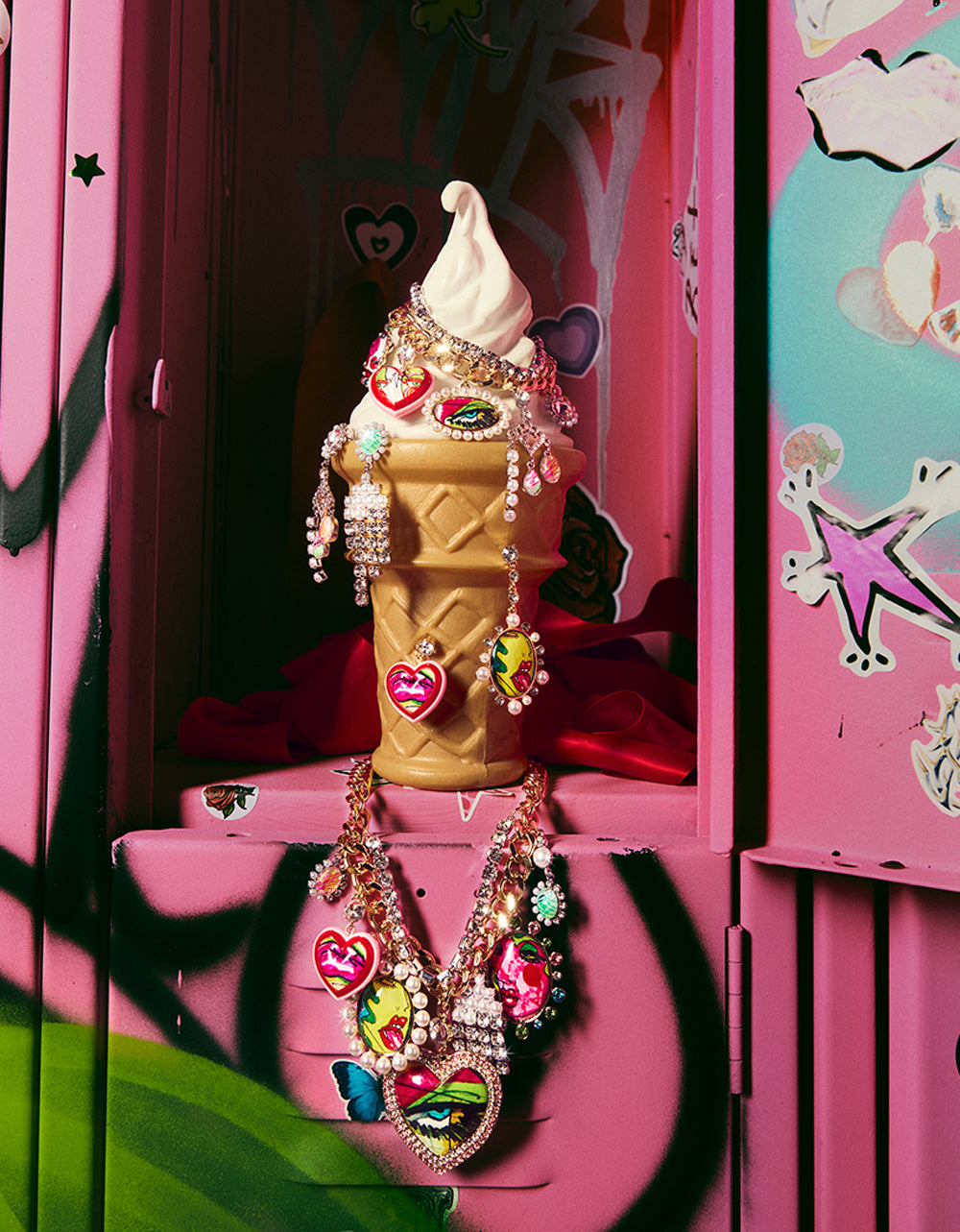 ART CAMPAIGN CHARM NECKLACE MULTI - Image 6